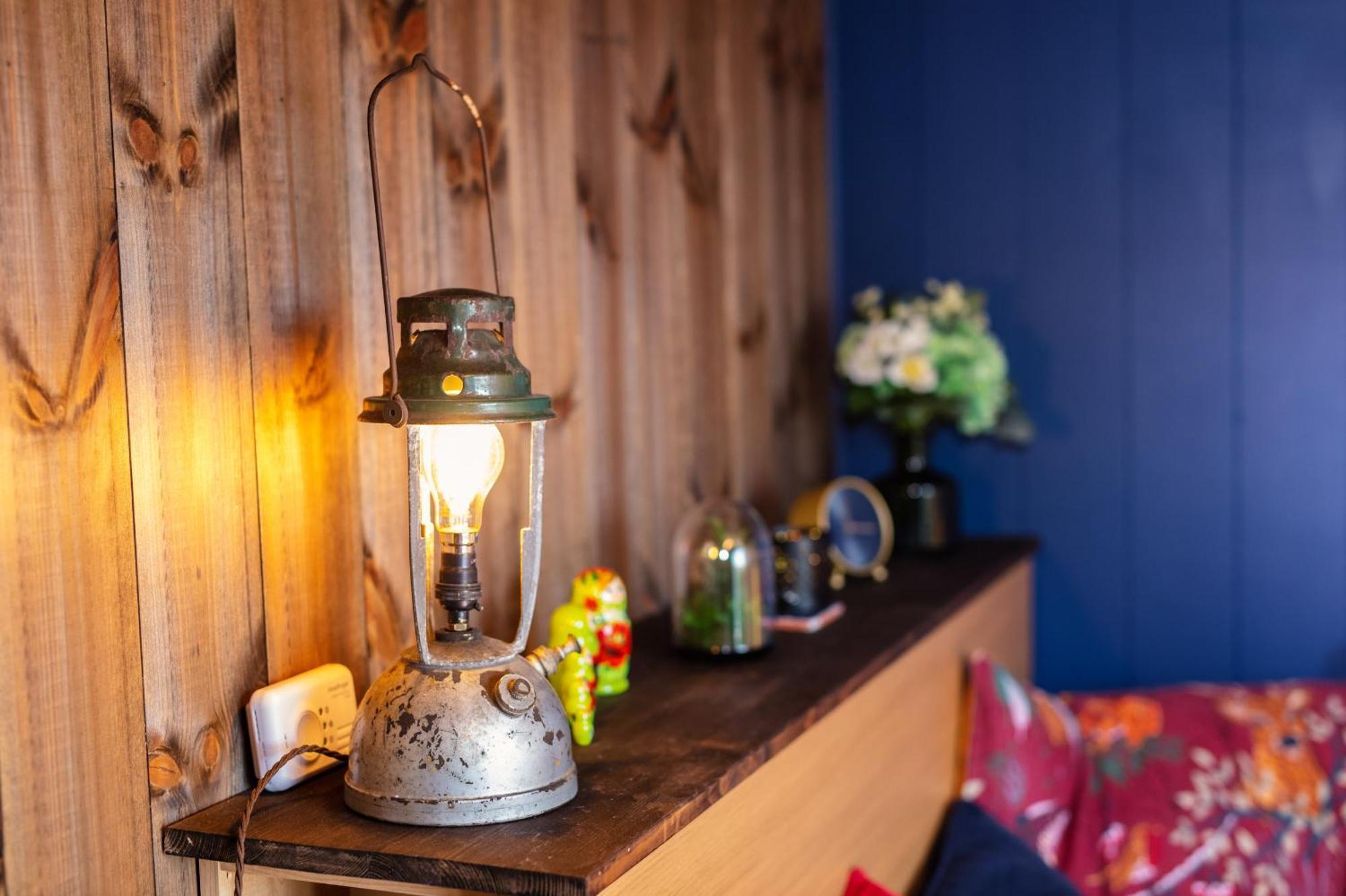Under The Oak Glamping Hotel Caerphilly Exterior foto