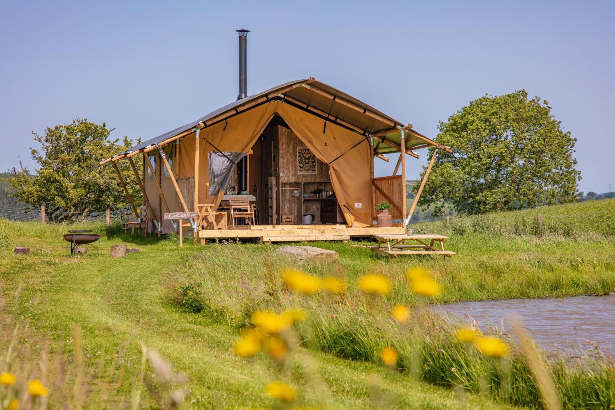 Under The Oak Glamping Hotel Caerphilly Exterior foto