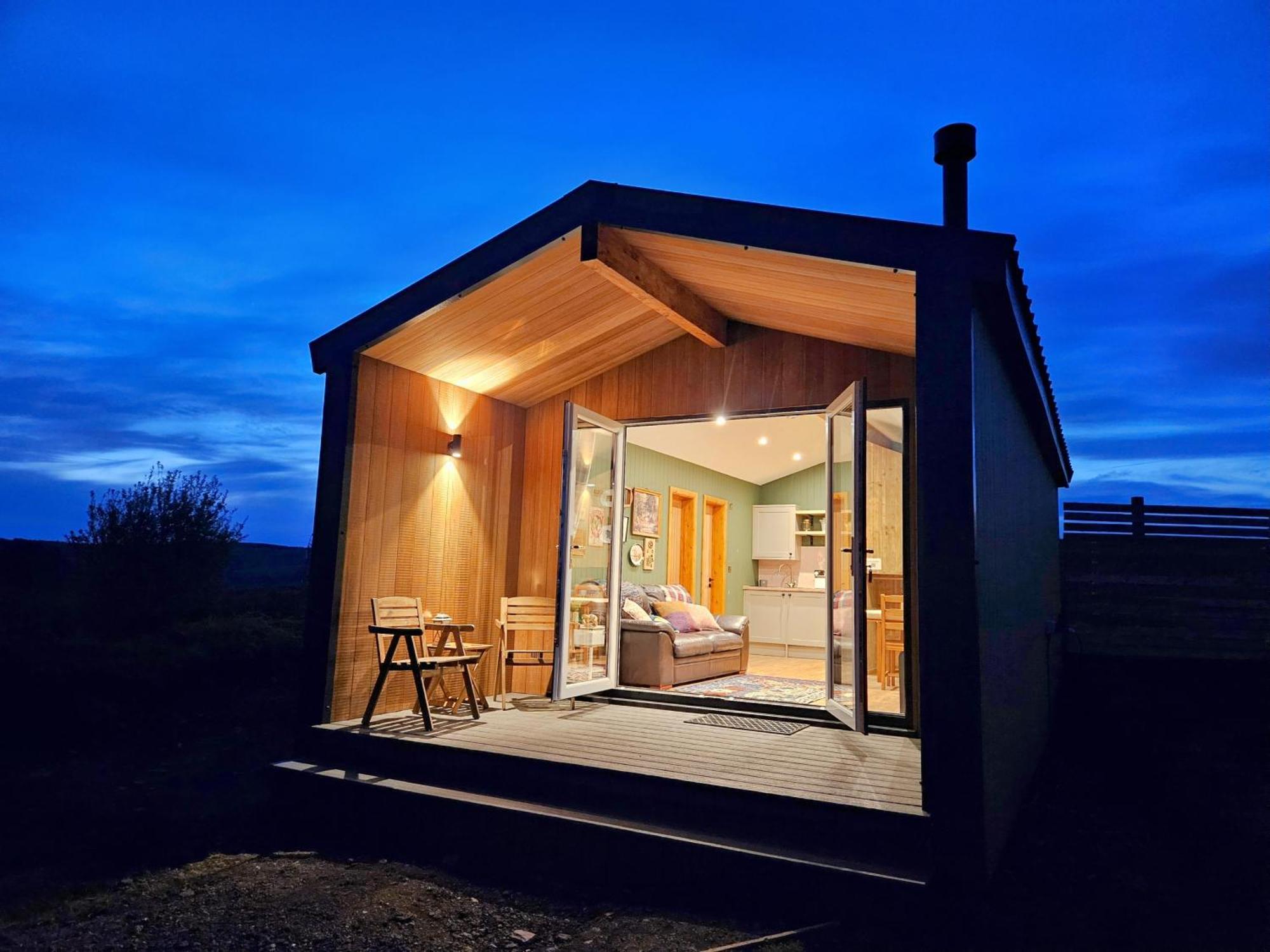 Under The Oak Glamping Hotel Caerphilly Exterior foto